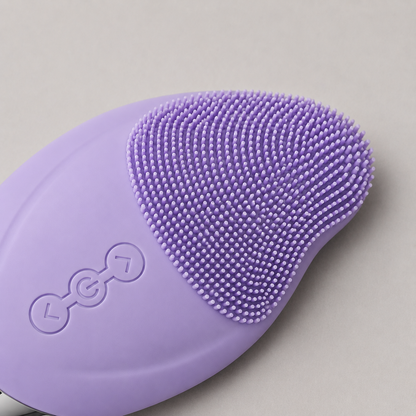 MYUSE™ SONIQ Cleansing Brush